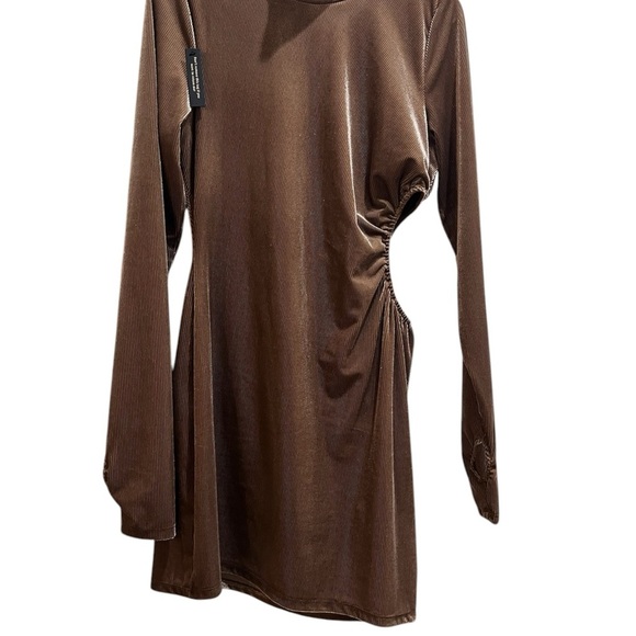 AFRM Elegant Brown Long Sleeve Dress‎ - Picture 2 of 5